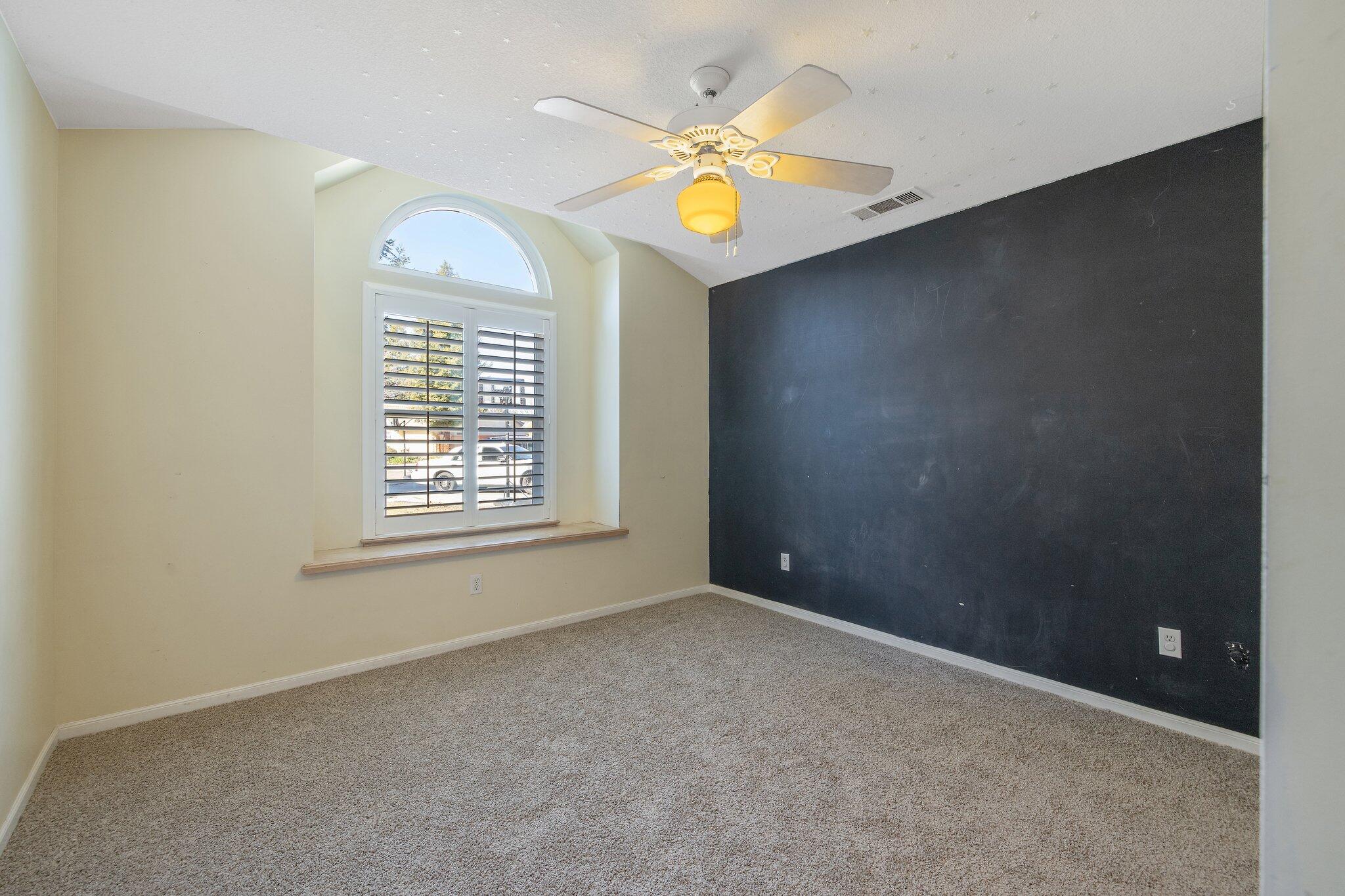 Visalia, California 93277, United States, 3 Bedrooms Bedrooms, ,3 BathroomsBathrooms,Residential,Pending,7521