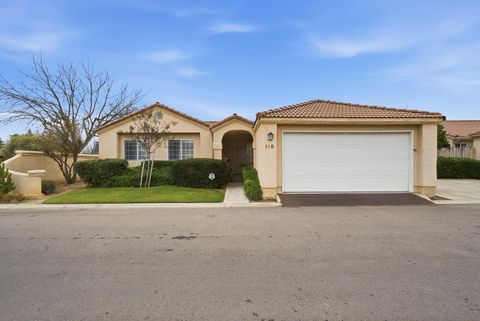 Photo of 6706 N Chestnut Avenue 118 #118, Fresno, CA 93710 (MLS # 239496)