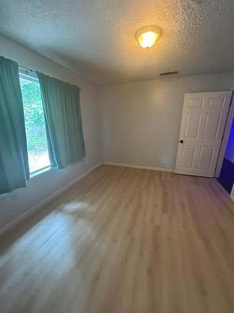 Photo of 2635 W Monte Vista Avenue, Visalia, CA 93277 (MLS # 242907)