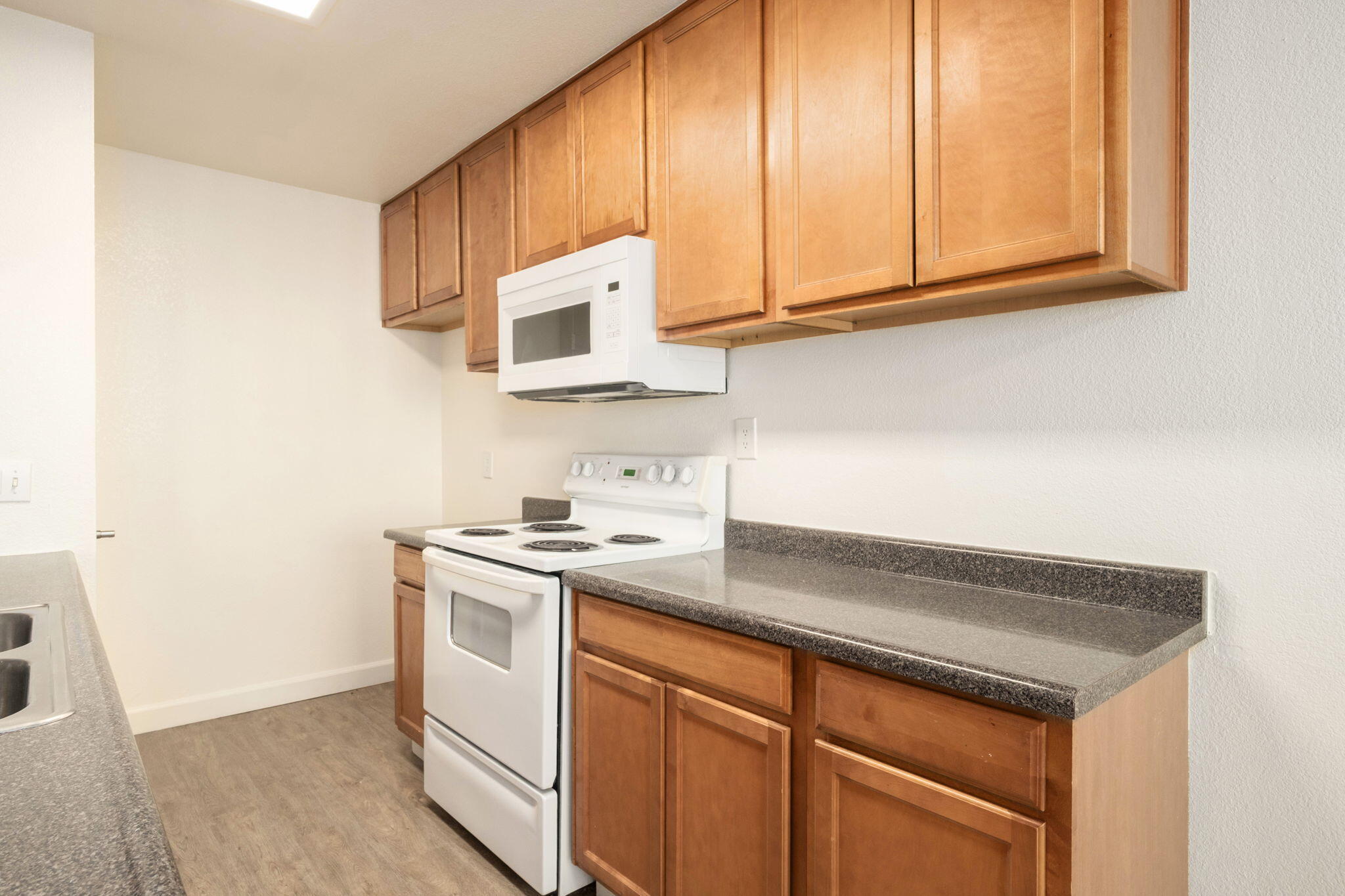 Clovis, California 93612, United States, 2 Bedrooms Bedrooms, ,1 BathroomBathrooms,Residential,Active,155041