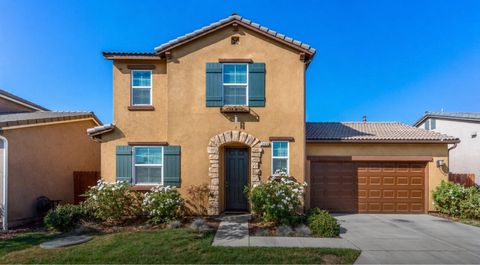 Photo of 2444 Chardonnay Place, Hanford, CA 93230 (MLS # 241204)