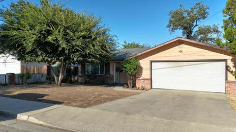 Photo of 170 N Esther Street, Porterville, CA 93257 (MLS # 242495)