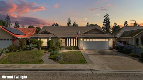 Photo of 1128 N Noyes Court, Visalia, CA 93291 (MLS # 239207)