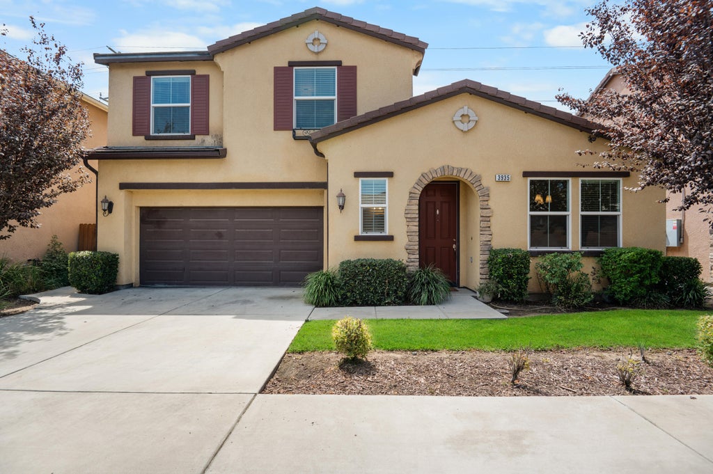 Photo of 3935 W Payson Court W, Visalia, CA 93291 (MLS # 243562)