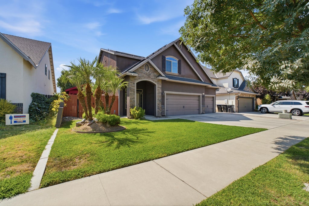 Photo of 2245 N Duke Street, Visalia, CA 93291 (MLS # 243454)