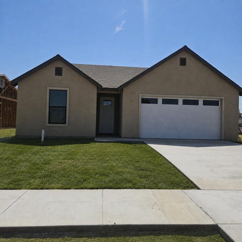 Photo of 933 E Seeger Avenue, Visalia, CA 93292 (MLS # 243804)