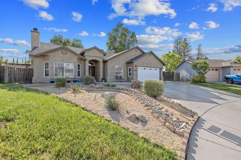 Photo of 3605 E School Court, Visalia, CA 93292 (MLS # 241100)