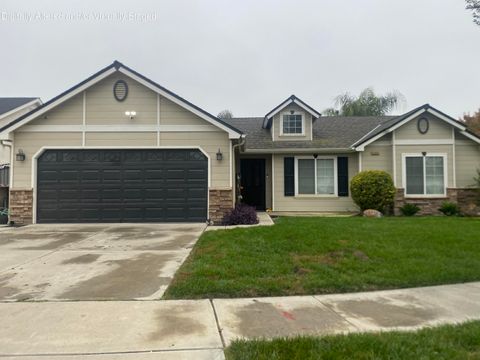 Photo of 2805 Badger Flat Avenue, Tulare, CA 93274 (MLS # 239133)