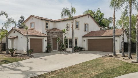 Photo of 1377 Fenmore Avenue, Sanger, CA 93657 (MLS # 241149)