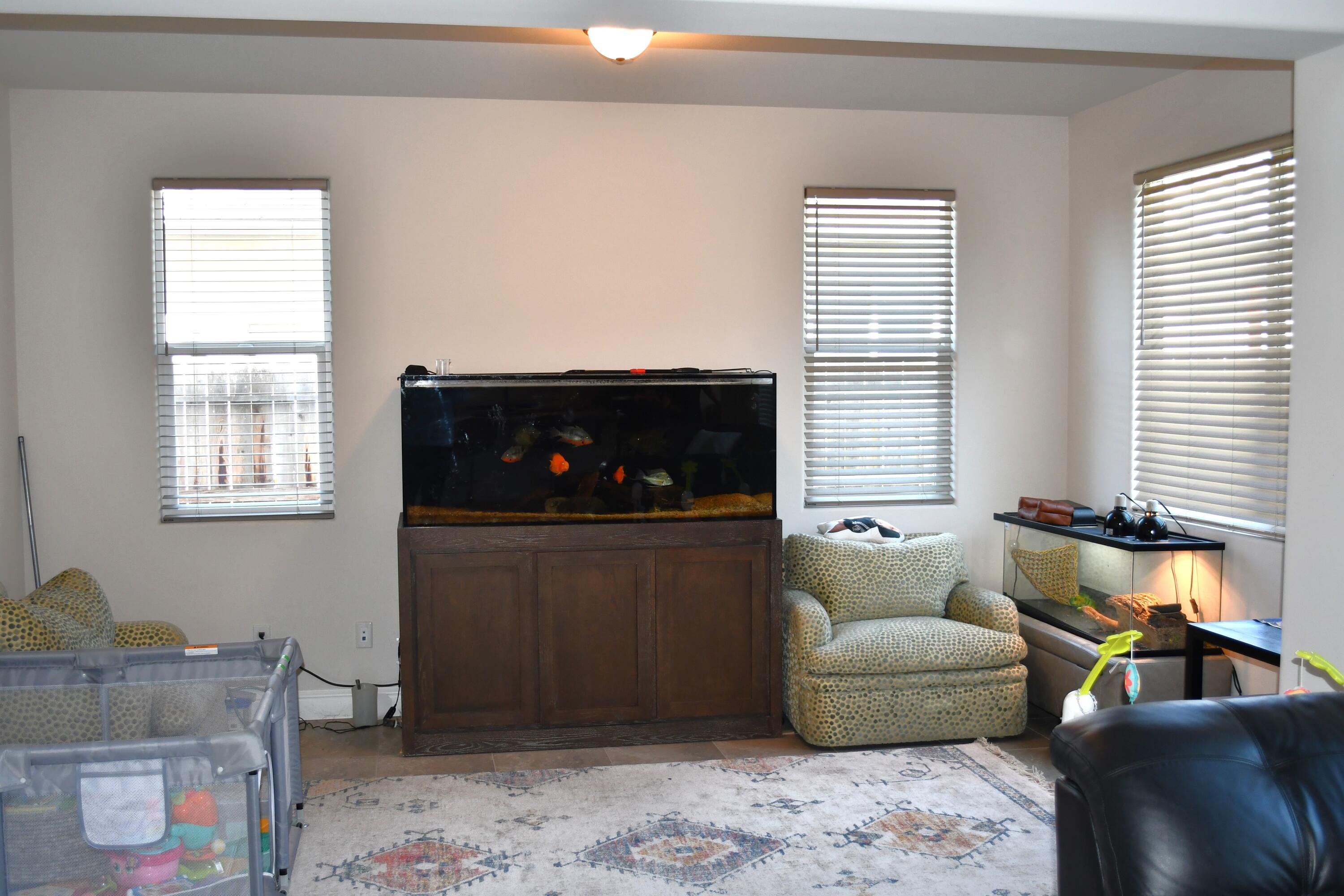 Clovis, California 93619, United States, 4 Bedrooms Bedrooms, ,3 BathroomsBathrooms,Residential,Pending,107622