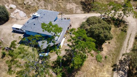 Photo of 34141 Bronco Lane, Yokuts Valley, CA 93675 (MLS # 241598)