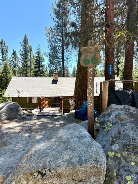Photo of 57524 Crest Drive, Springville, CA 93265 (MLS # 243188)
