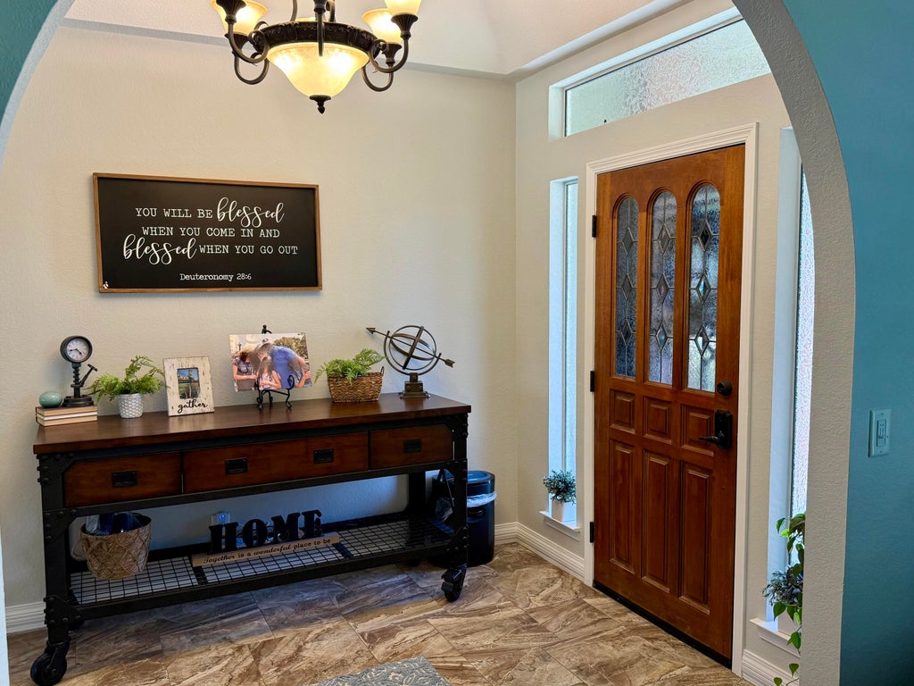 Photo of 3401 S Bridge Street, Visalia, CA 93277 (MLS # 241239)