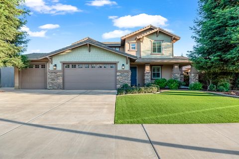 Photo of 6301 W Oriole Avenue, Visalia, CA 93291 (MLS # 241612)