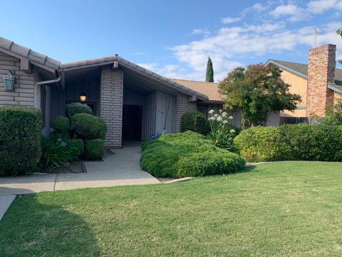 Photo of 1540 Nancy Circle, Porterville, CA 93257 (MLS # 241920)