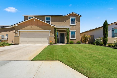 Photo of 1738 Justice Avenue, Tulare, CA 93274 (MLS # 242764)