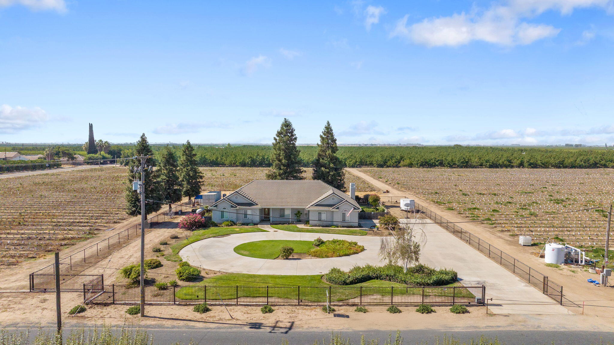 Cutler, California 93615, United States, 3 Bedrooms Bedrooms, ,2 BathroomsBathrooms,Residential,Active,184071