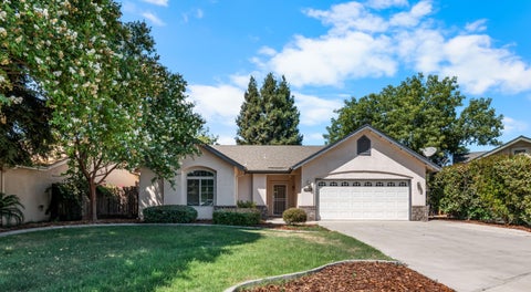 Photo of 1901 N Cotta Court E, Visalia, CA 93292 (MLS # 243845)