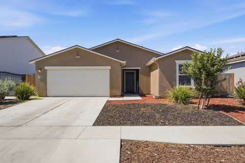 Photo of 1018 E Elkhorn Avenue, Visalia, CA 93292 (MLS # 242761)