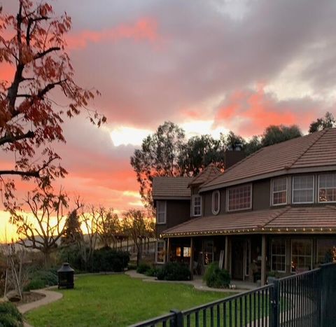 Photo of 30304d Holdridge Drive D #D, Porterville, CA 93257 (MLS # 239382)