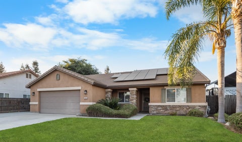 Photo of 2544 E Arlen Court, Visalia, CA 93292 (MLS # 243343)