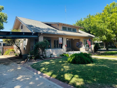 Photo of 406 S E Street, Exeter, CA 93221 (MLS # 243013)