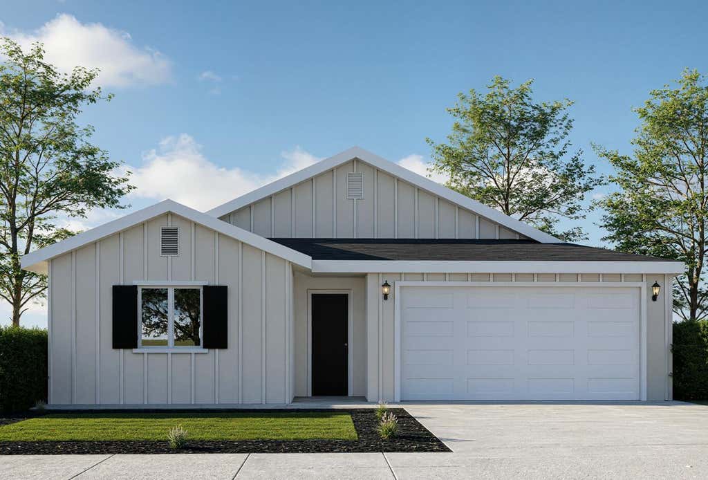 Photo of 7020 Oriole Avenue, Visalia, CA 93291 (MLS # 241013)