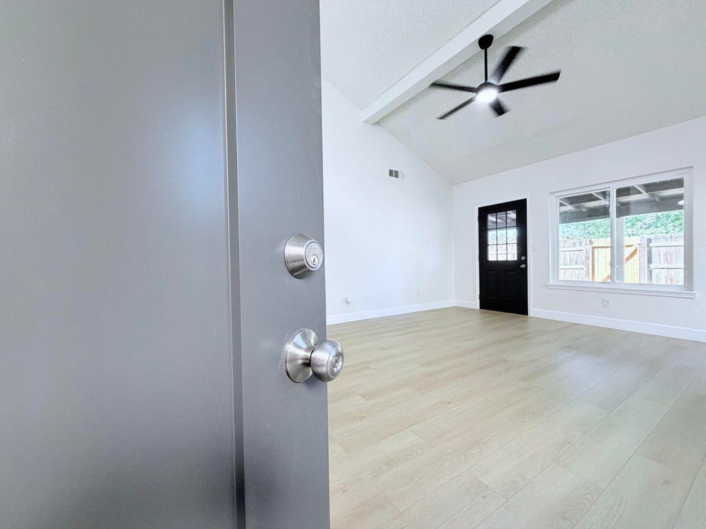 Photo of 1026 E Babcock Avenue, Visalia, CA 93292 (MLS # 243892)