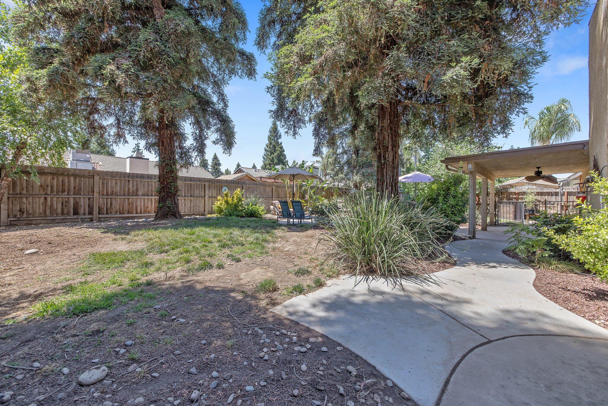 Visalia, California 93292, United States, 3 Bedrooms Bedrooms, ,2 BathroomsBathrooms,Residential,Pending,151423