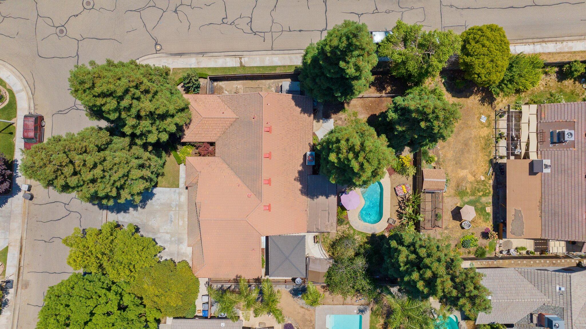 Visalia, California 93292, United States, 3 Bedrooms Bedrooms, ,2 BathroomsBathrooms,Residential,Pending,151423