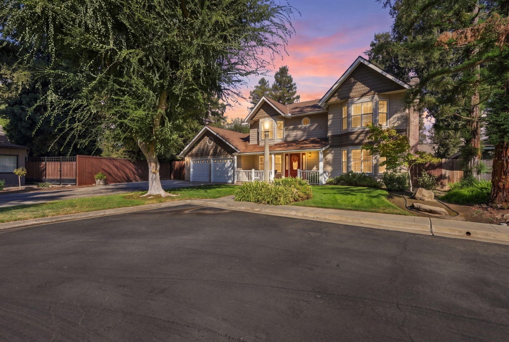 Photo of 5644 W Walnut Avenue, Visalia, CA 93277 (MLS # 244610)