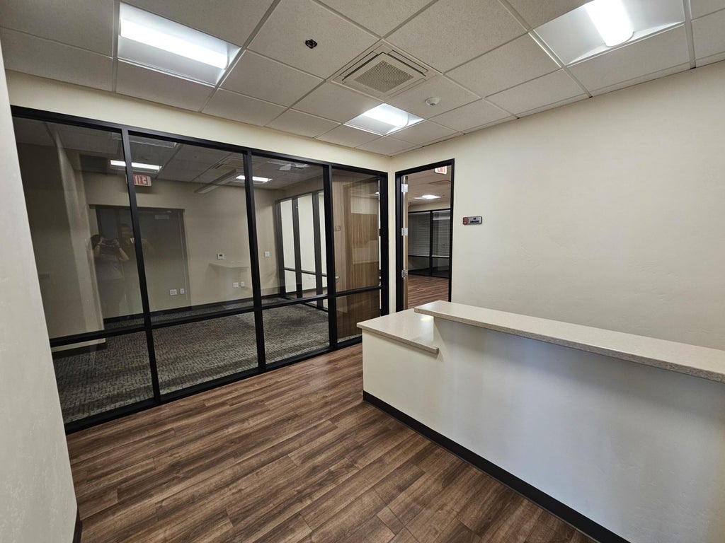 Photo of 500 S Chinowth Street 102 #102, Visalia, CA 93277 (MLS # 243432)