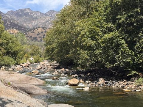 Photo of 44452 Dinely Dr Drive, Three Rivers, CA 93271 (MLS # 237034)