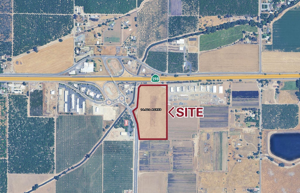 Photo of Hwy 198 Farmersville Blvd, Farmersville, CA 93223 (MLS # 243704)