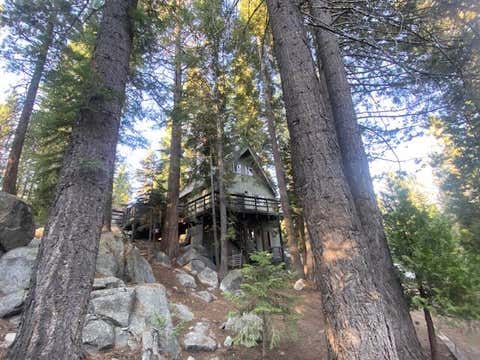 Photo of 57501 Crest Drive, Springville, CA 93265 (MLS # 243646)