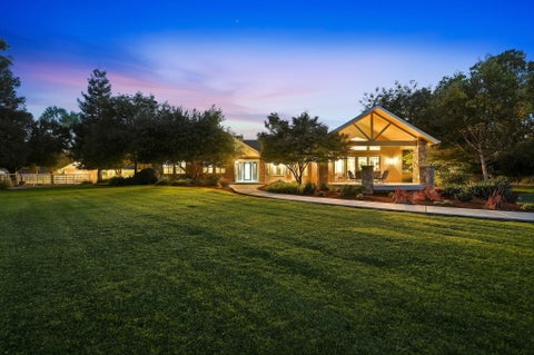 Photo of 31255 Palm Drive, Exeter, CA 93221 (MLS # 244550)