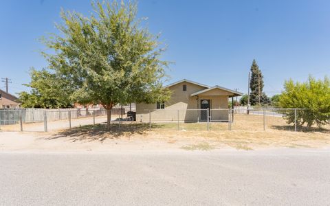 Photo of 19108 Avenue 145, Porterville, CA 93257 (MLS # 243015)