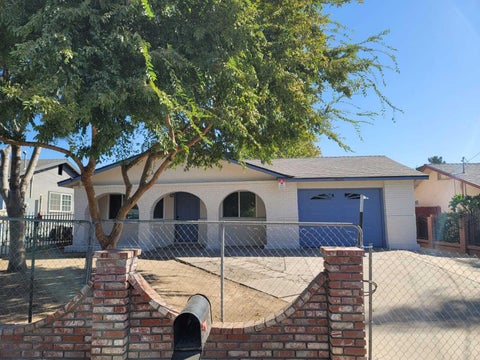 Photo of 19670 Rd 230, Strathmore, CA 93267 (MLS # 244676)