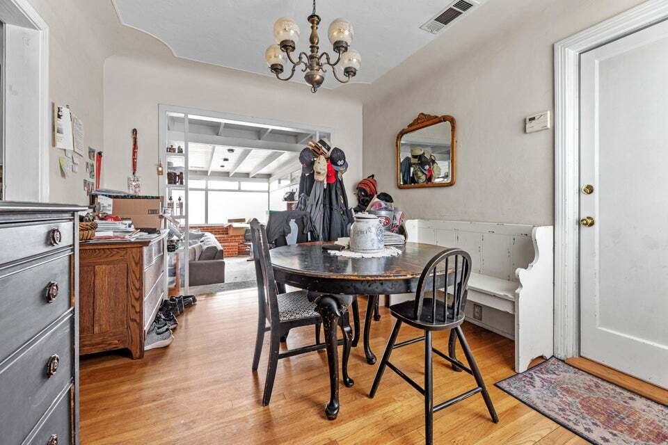 Tulare, California 93274, United States, 3 Bedrooms Bedrooms, ,1 BathroomBathrooms,Residential,Active,160698