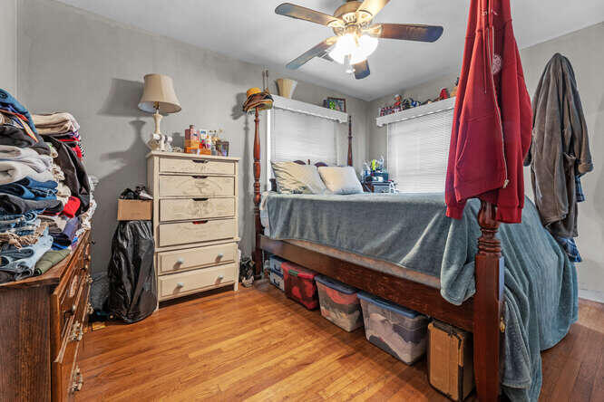 Tulare, California 93274, United States, 3 Bedrooms Bedrooms, ,1 BathroomBathrooms,Residential,Active,160698