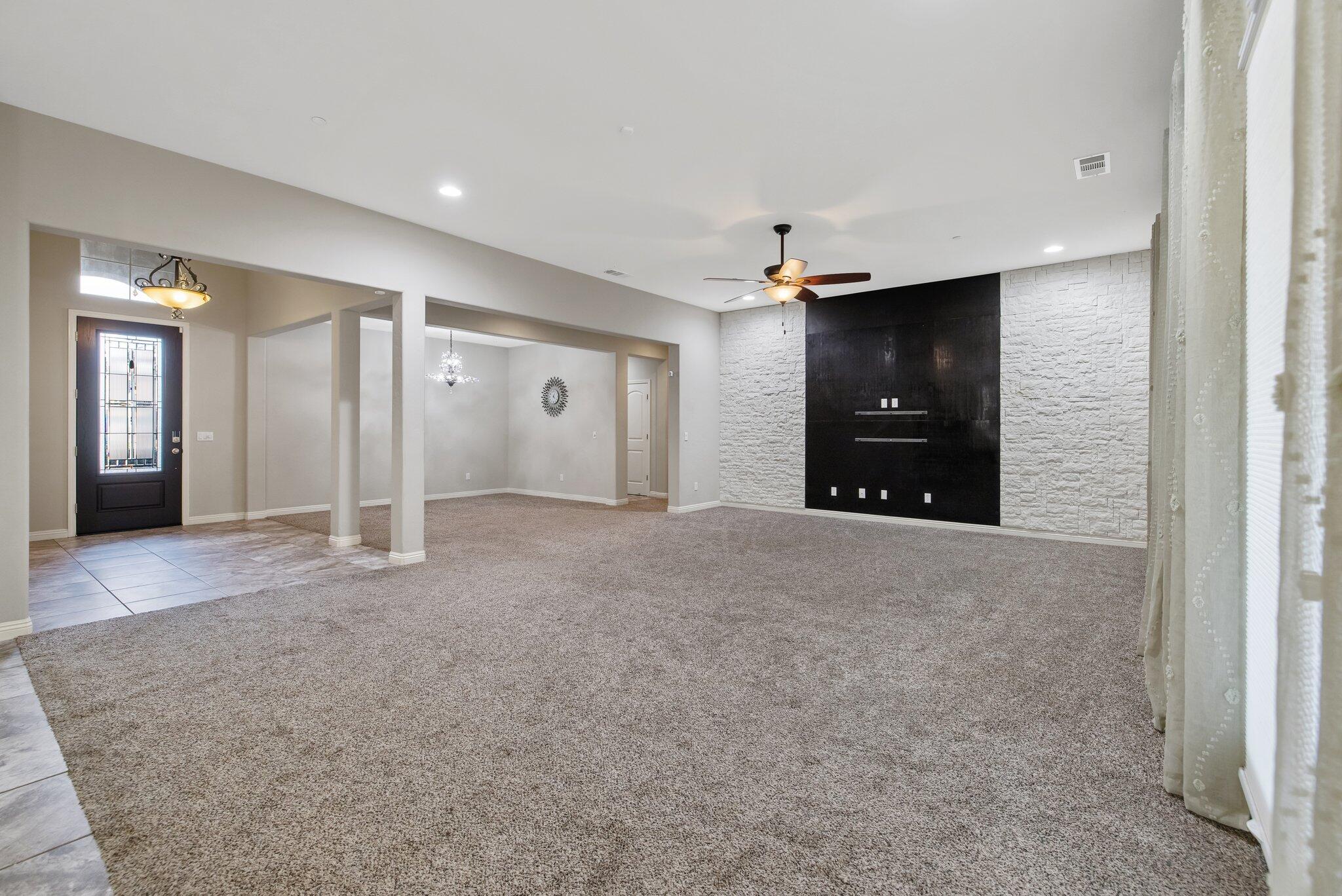 Visalia, California 93291, United States, 4 Bedrooms Bedrooms, ,3 BathroomsBathrooms,Residential,Active,890