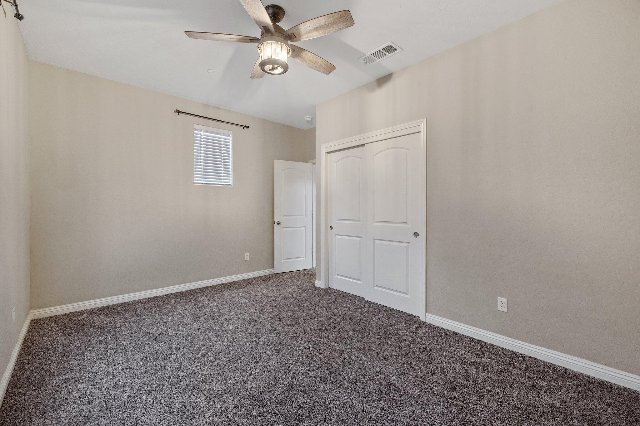 Visalia, California 93291, United States, 4 Bedrooms Bedrooms, ,3 BathroomsBathrooms,Residential,Active,890