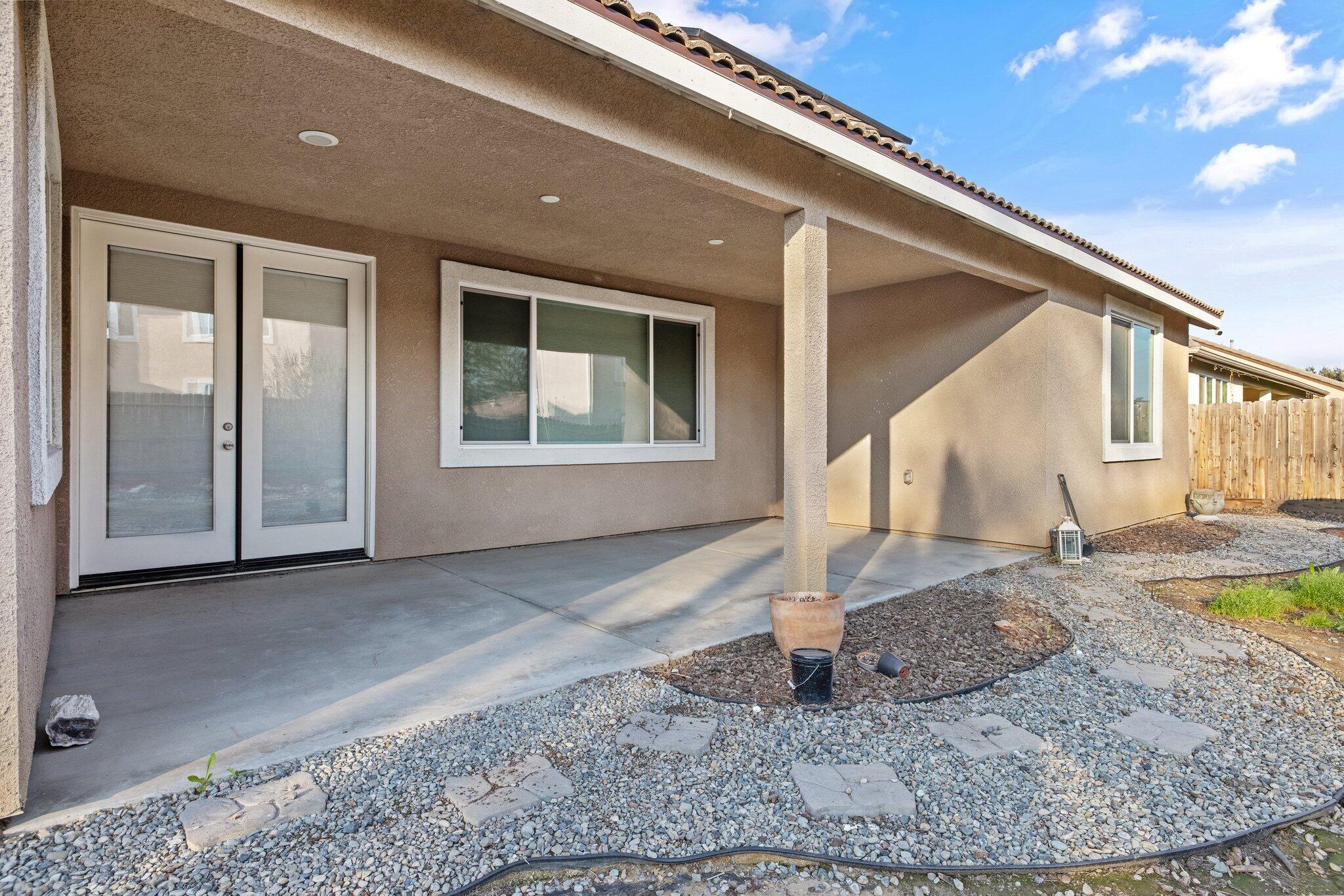 Visalia, California 93291, United States, 4 Bedrooms Bedrooms, ,3 BathroomsBathrooms,Residential,Active,890