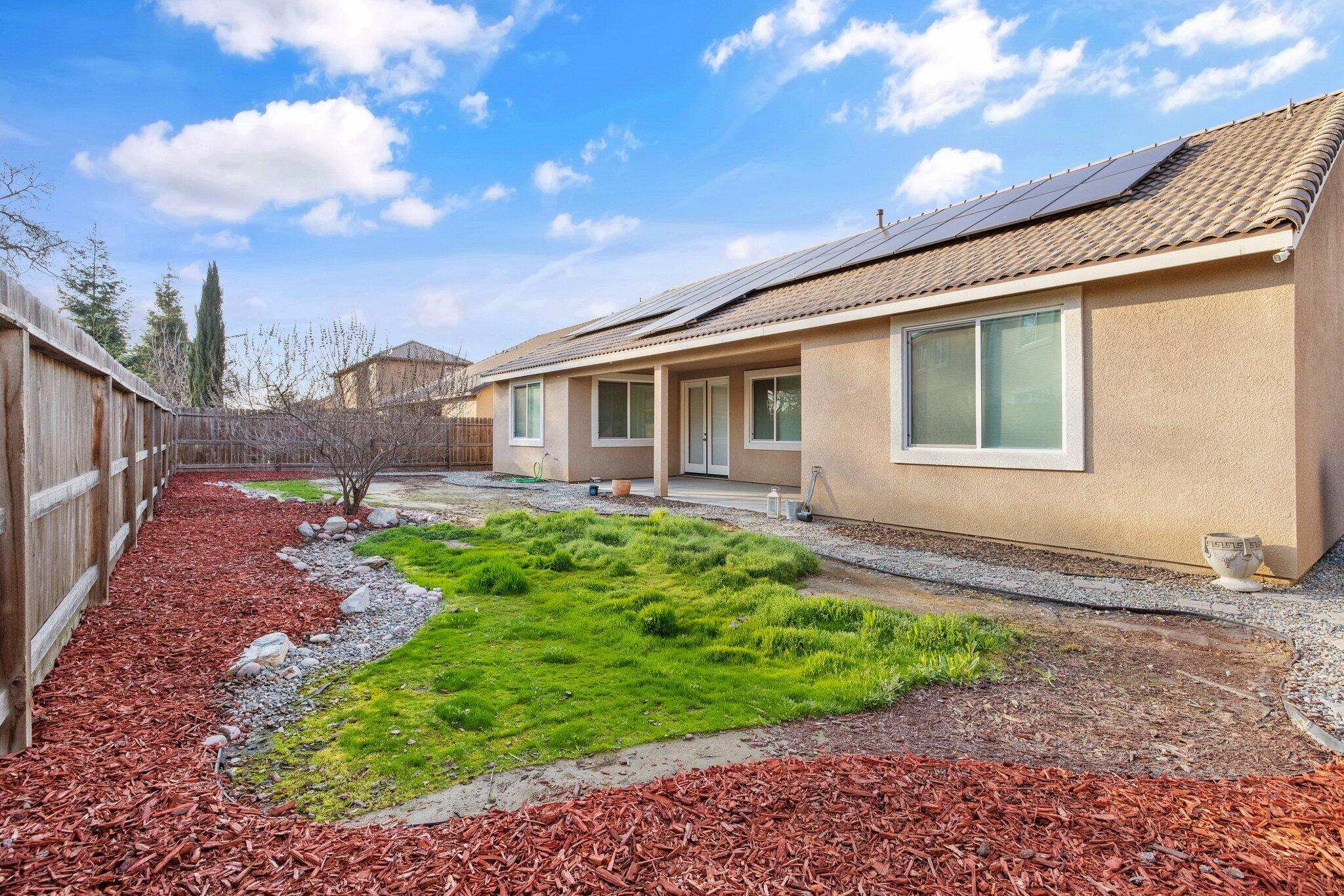 Visalia, California 93291, United States, 4 Bedrooms Bedrooms, ,3 BathroomsBathrooms,Residential,Active,890