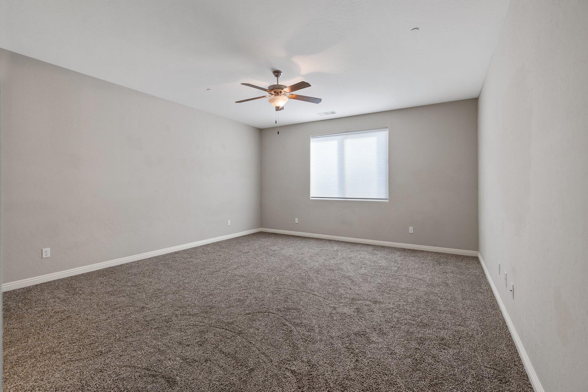 Visalia, California 93291, United States, 4 Bedrooms Bedrooms, ,3 BathroomsBathrooms,Residential,Active,890