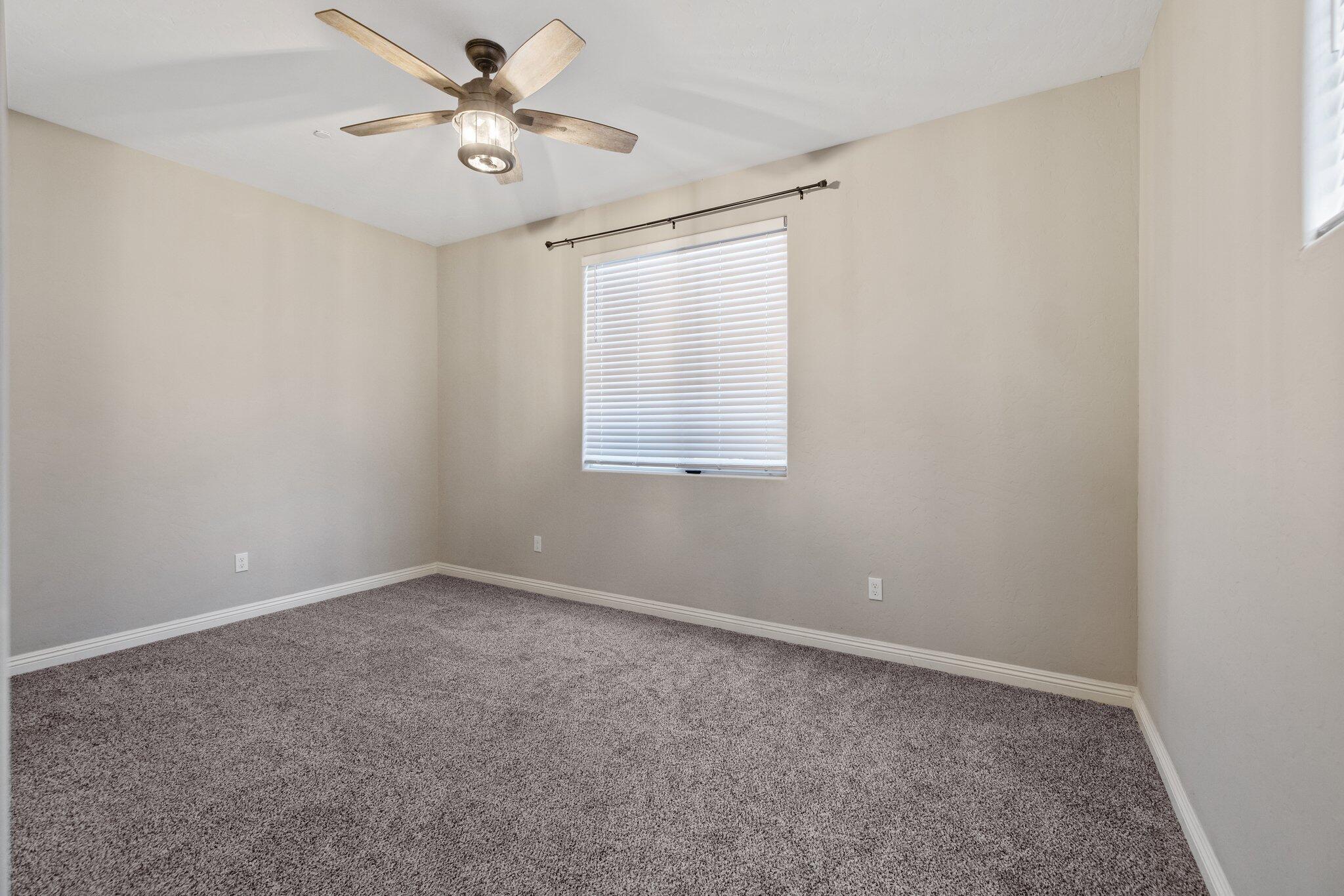 Visalia, California 93291, United States, 4 Bedrooms Bedrooms, ,3 BathroomsBathrooms,Residential,Active,890