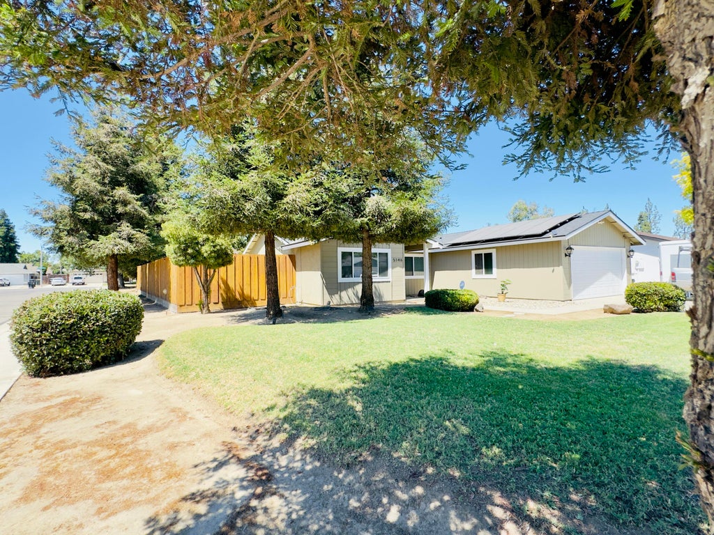 Photo of 5146 W Dartmouth Avenue, Visalia, CA 93277 (MLS # 242629)