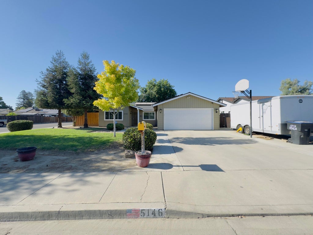 Photo of 5146 W Dartmouth Avenue, Visalia, CA 93277 (MLS # 242629)