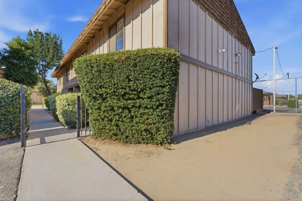 1221 N PEACH AVE APT 112, FRESNO, CA 93727 - Image ade75e64413b424e931afb381a41a2bc/360830231