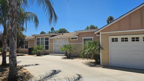 Photo of 595 N Evans Road, Tipton, CA 93272 (MLS # 242989)